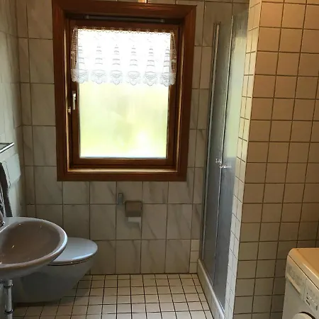 Freistehendes Ferienhaus In Mit Sauna, Garten Und Terrasse *