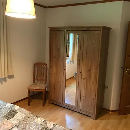 Freistehendes Ferienhaus In Mit Sauna, Garten Und Terrasse *