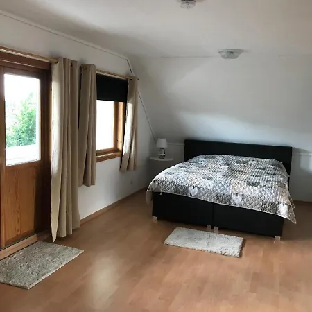 Freistehendes Ferienhaus In Mit Sauna, Garten Und Terrasse * Bastorf
